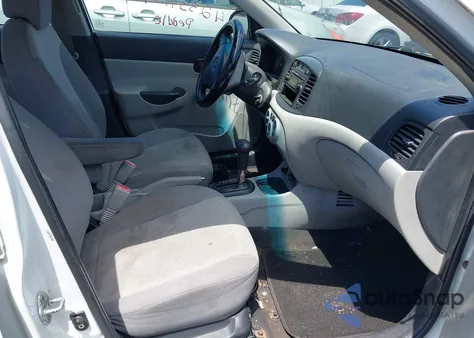 2009 Hyundai Accent Gls z USA, uszkodzony, nr VIN KMHCN46C39U369878